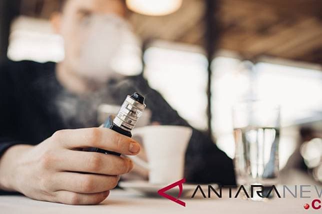 Tak Gantikan Rokok Konvensional, Ini Alasan Rokok Elektrik Dua Kali Lebih Berbahaya