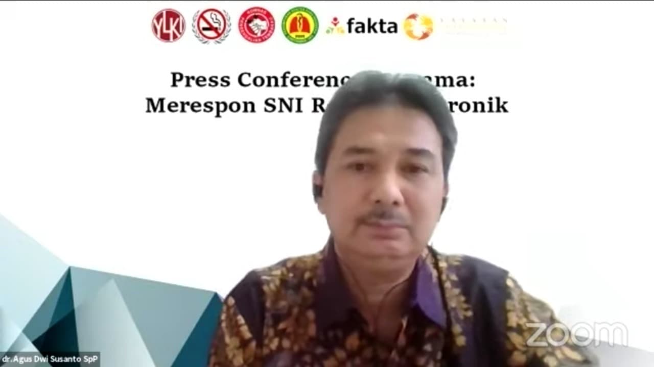 Cek Fakta: Benarkah Rokok Elektrik Aman?