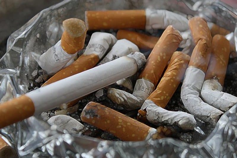 CSR dan Iklan Rokok Bikin Konsumen Rugi Berlipat Ganda