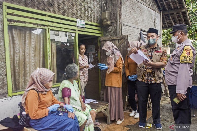 Jalan Liku Peningkatan Layanan Kesehatan Dasar