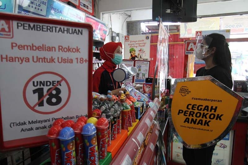 Studi Menemukan Industri Rokok Bidik Penjualan Rokok Dekat Sekolah