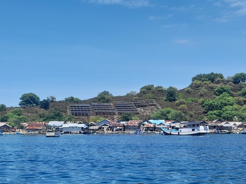 Ambisi Dekarbonisasi Sistem Ketenagalistrikan Indonesia Dipertanyakan