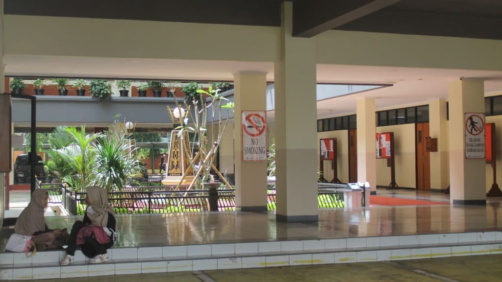 Menatap UIN Jakarta Menuju Kampus Bebas Asap Rokok