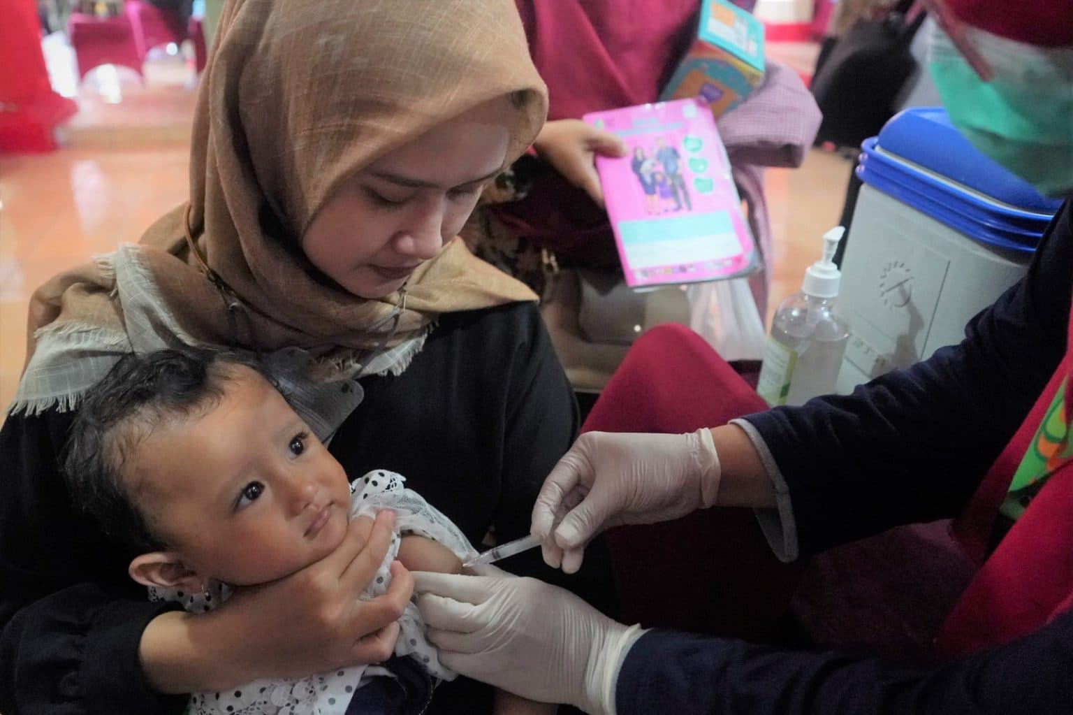 Dugaan Bayi Terkena Kejadian Ikutan Pasca-Imunisasi, Ini Langkah Pemerintah