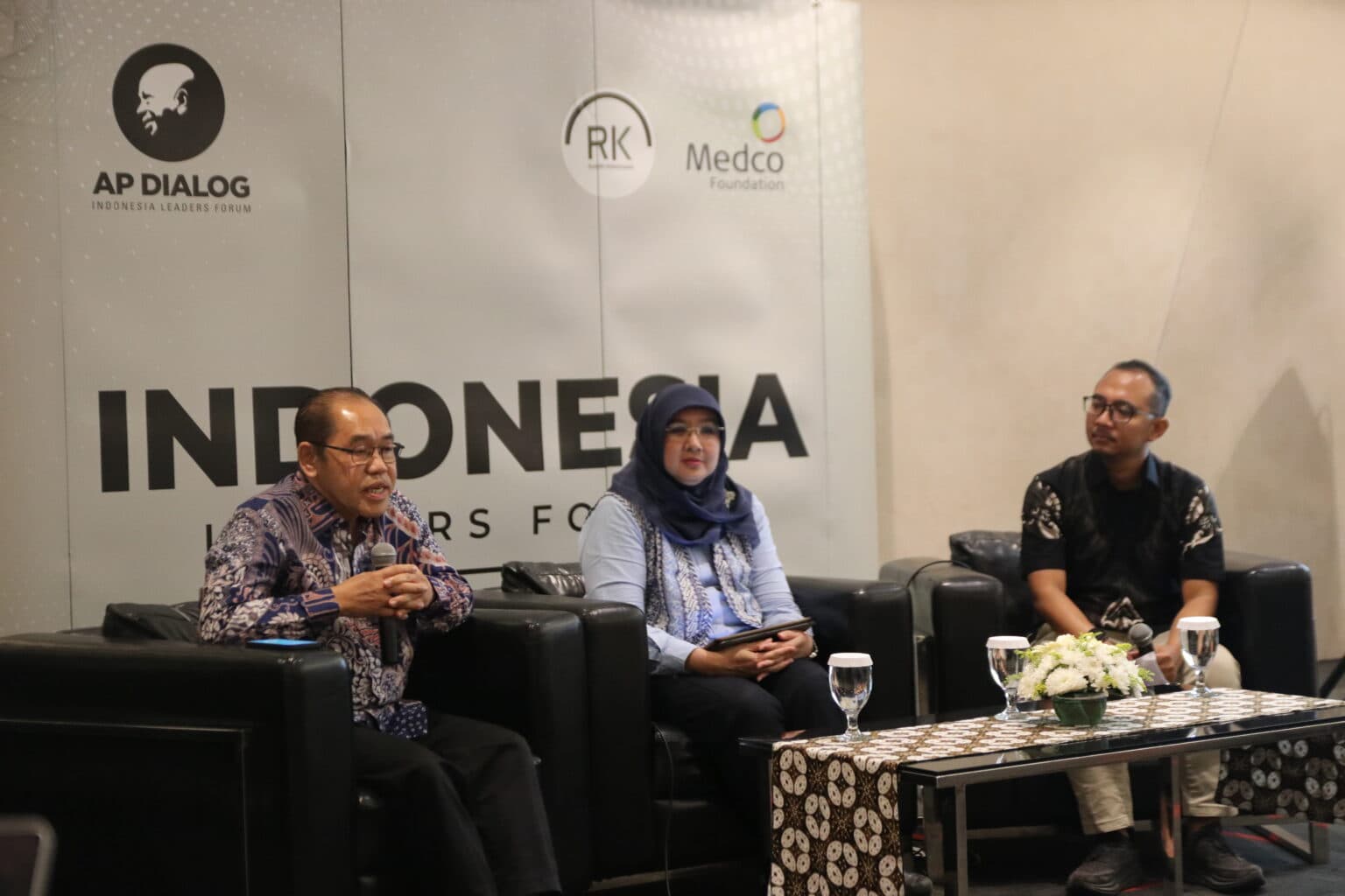 Rezim Baru dan Darurat Kesehatan Tak Kunjung Selesai
