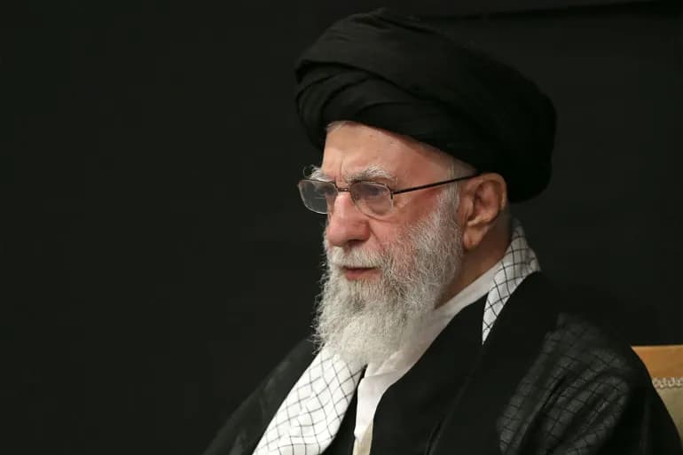 Buram Wajah Republik Islam Iran setelah Khamenei Wafat