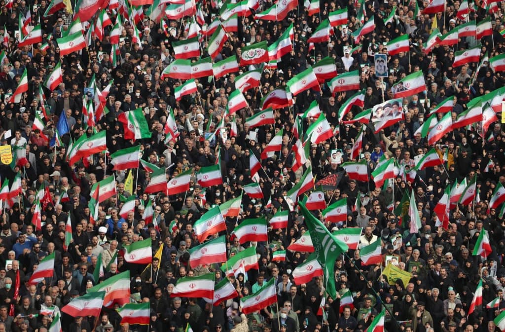 Bagaimana Iran Seharusnya Mengakhiri Perang