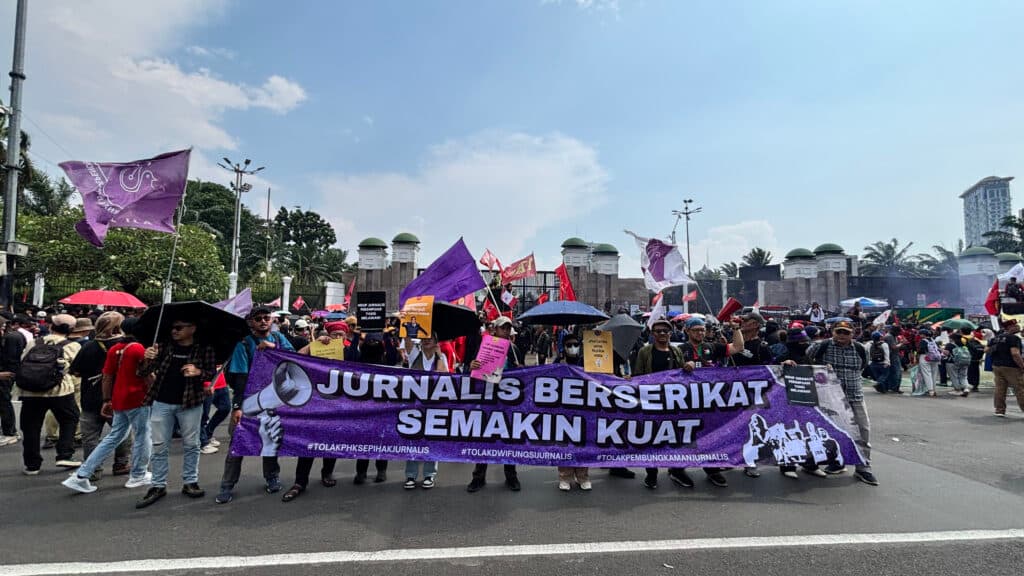 Jurnalis Turun Jalan May Day, Soroti Upah Tak Layak hingga Status Kerja