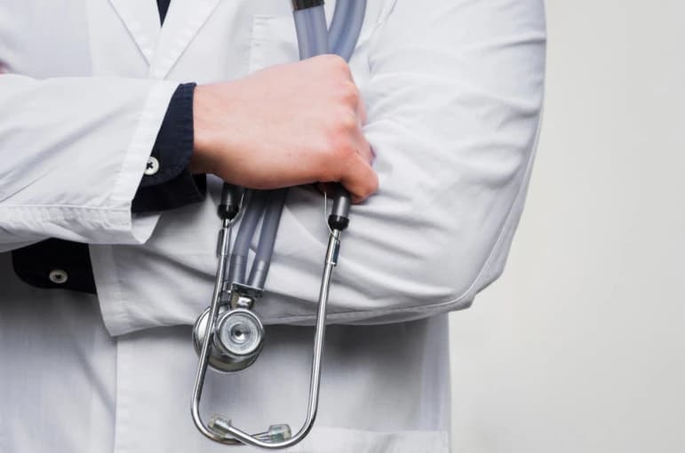 Ribuan Calon Dokter Terancam Gagal Dapat Gelar Profesi