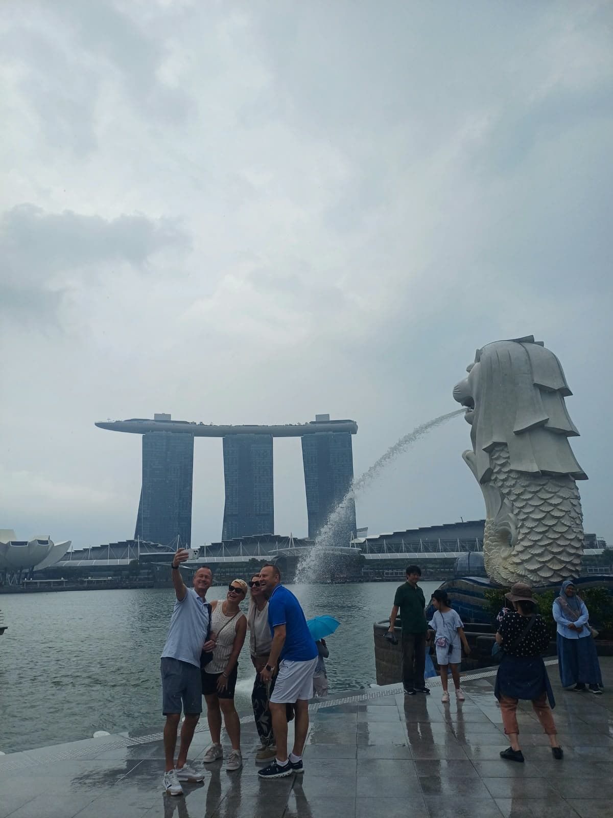 Ke Singapura via Batam: Dari Changi, Taman Merlion, hingga Kampong Glam