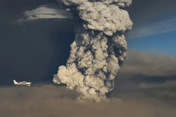 Bahaya Abu Vulkanik dalam Penerbangan