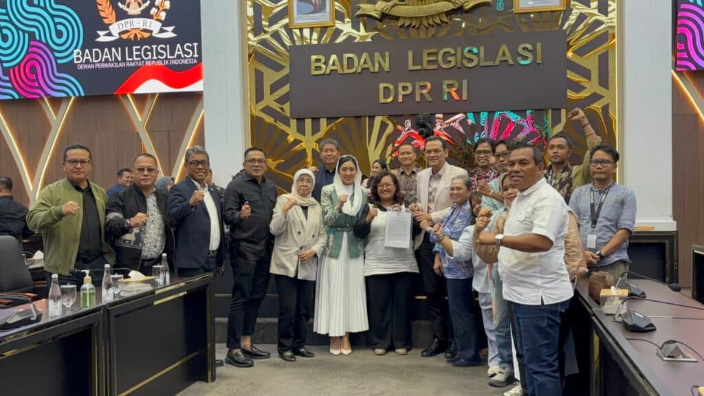 Memberikan Perlindungan Masyarakat Adat dan Pembelanya dalam Rancangan Undang-Undang