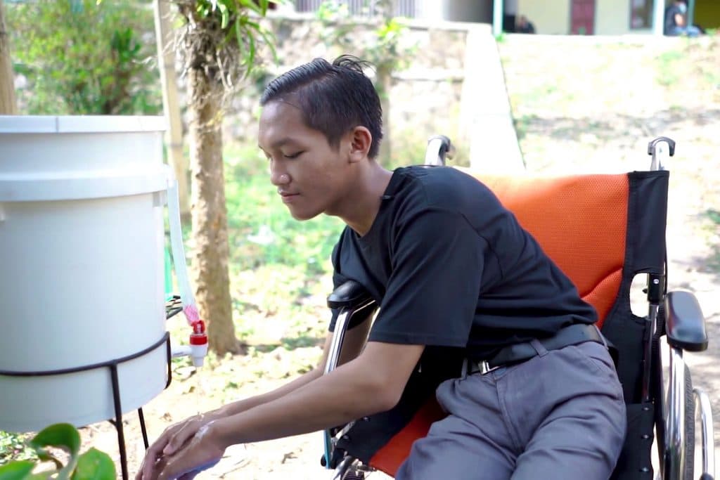 Hari Cuci Tangan Sedunia 2021: Perluas Akses Cuci Tangan untuk Disabilitas
