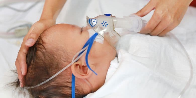 Polusi Udara sampai Asap Rokok Ancam Kesehatan Pernapasan Bayi dan Anak-anak