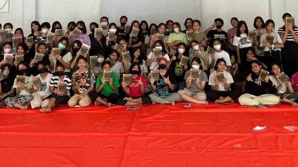Senyum Sukses Kurangi Stres, Ini Buktinya