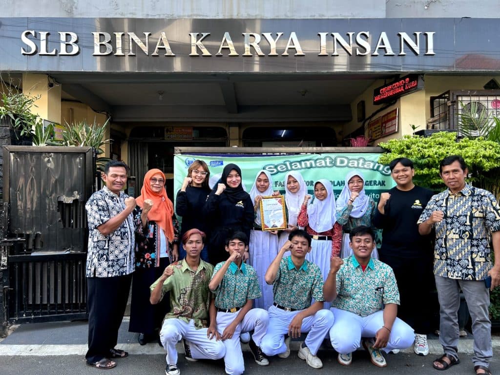 Siswa Tunarungu Belajar Bahasa Lewat UKBI untuk Difabel