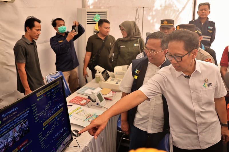 MUDIK 2024: Tinjau Pos Kesehatan, Menkes Ingatkan Bahaya Hipertensi
