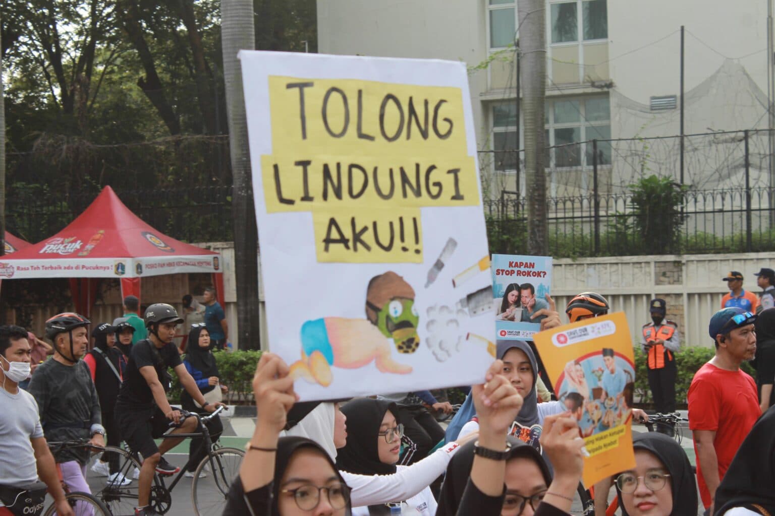 HARI ANAK: Jual Rokok Harus Jauh dari Sekolah