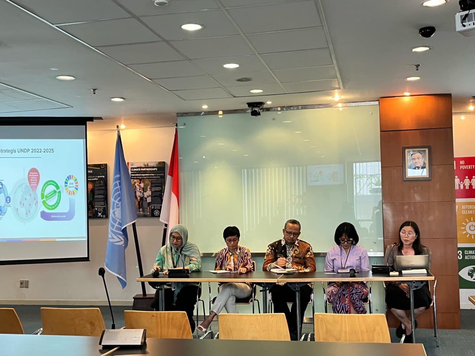 HARI PEREMPUAN SEDUNIA 2025: Kesetaraan Gender Tertinggal, Anggaran Justru Dipangkas