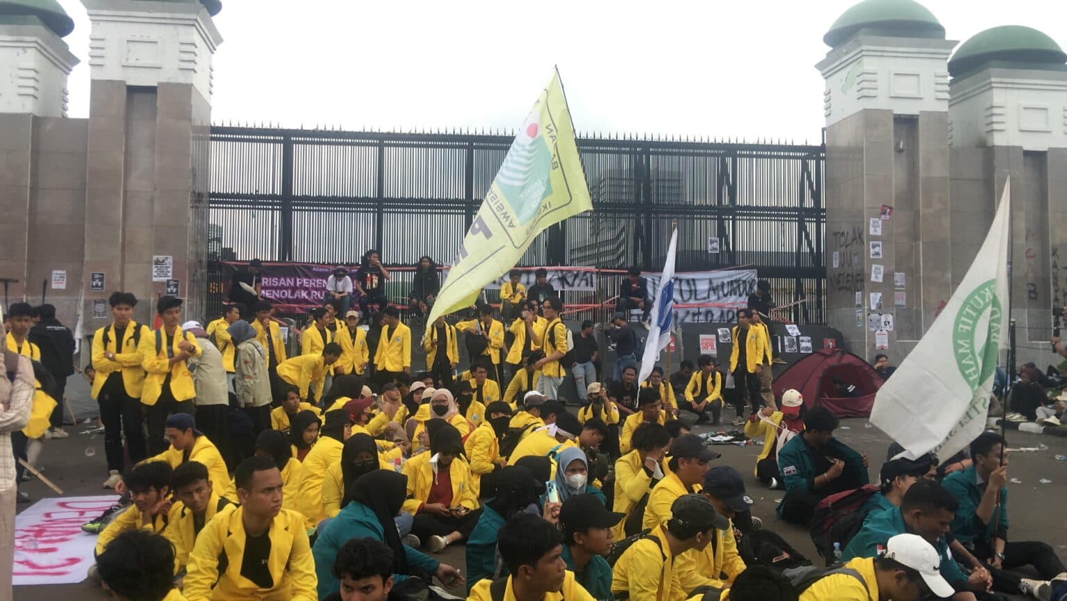 UU TNI: Sah, YLBHI Kecam Kudeta atas Kedaulatan Rakyat