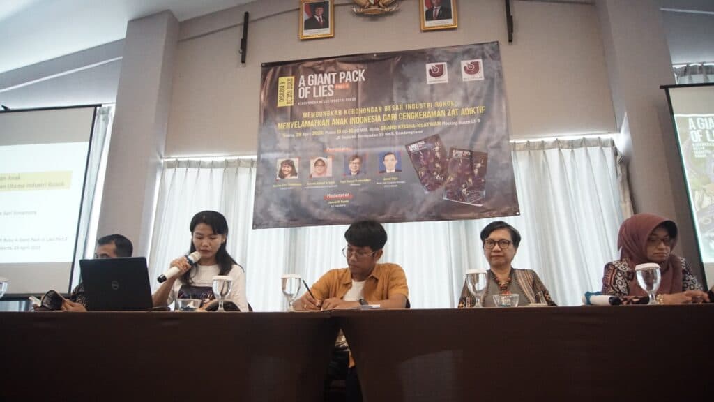 Semangat Warga Yogyakarta Perangi Rokok