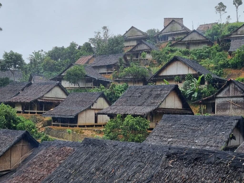Studi : Suku Baduy Luar Terapkan Kampung Tanpa Rokok Melalui Kearifan Tradisional