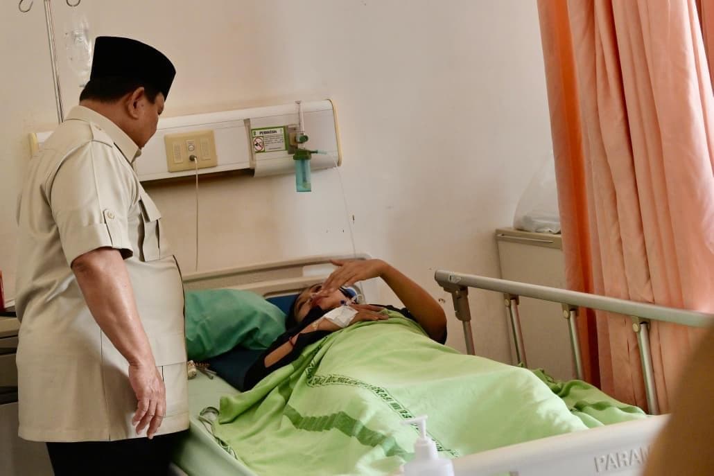 Korban Meninggal 14 Orang, Prabowo Janji Bangun Flyover di Lintasan Kereta