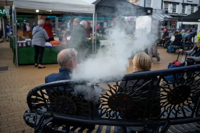 Politik di Balik Sukses Larangan Rokok dan Vape di Inggris