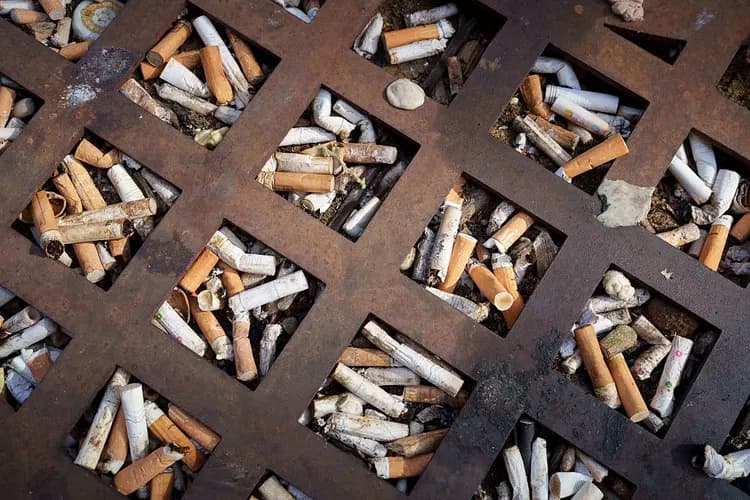 Lompatan Besar Aturan Larangan Rokok & Vape di Inggris Raya