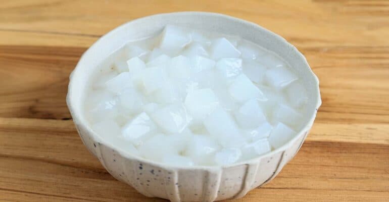 Nata de Coco Dibuat dengan Urea? Ini Fakta Proses Pembuatannya
